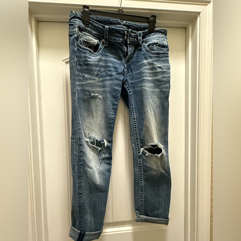 Vigoss Distressed Blue Jeans size 9/10